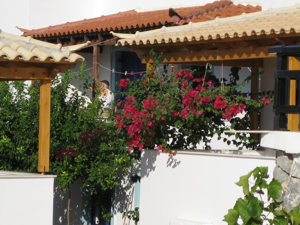 מלון ארכאנגלוס Maravelias House מראה חיצוני תמונה