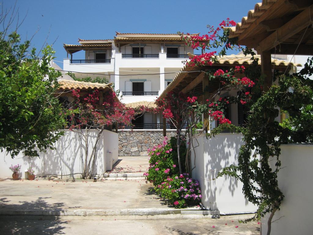מלון ארכאנגלוס Maravelias House מראה חיצוני תמונה